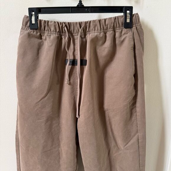 Fear Of God Essentials Relaxed Trouser Wood Brown XS - Picture 3 of 13